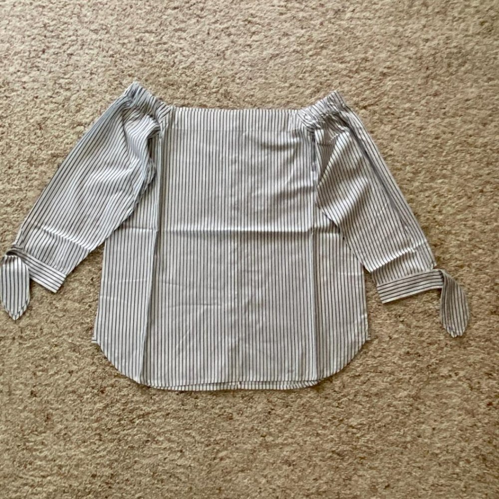 Banana Republic Striped Blouse 3/4 Sleeves Size S